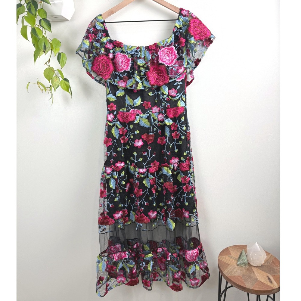 Dress The Population Gabriela Floral Embroidered Midi Dress Black Pink M